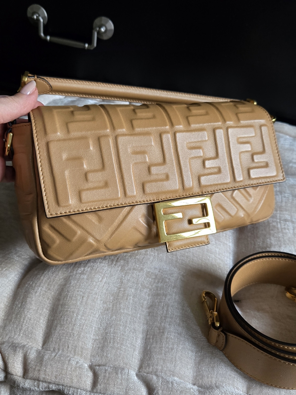 Fendi Nappa FF 1974 Embossed Baguette Zucca Miele Scuro - Picture 3 of 16